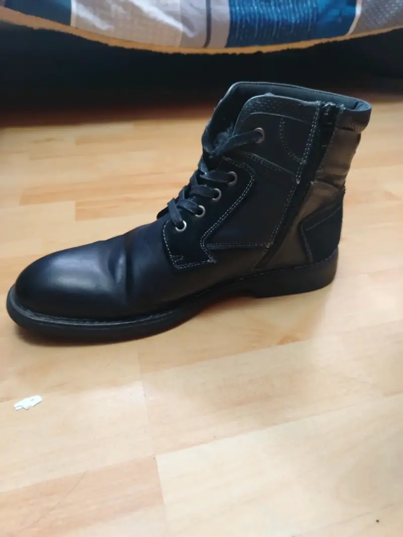 Botines negros de cuero marca Great Bull - 2