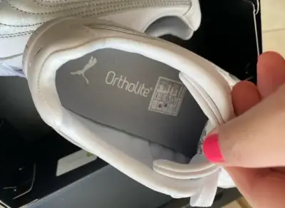 Zapatillas blancas Puma clásicas - miniatura 3