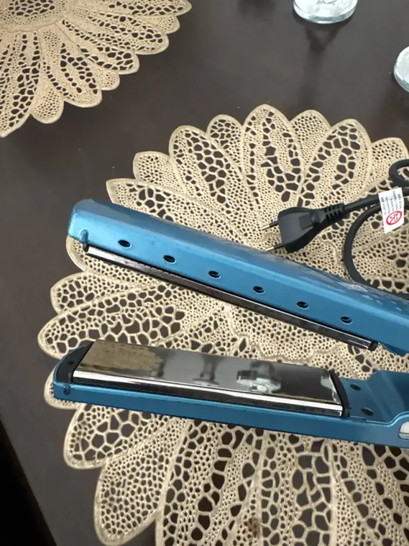 Plancha de cabello azul - 3