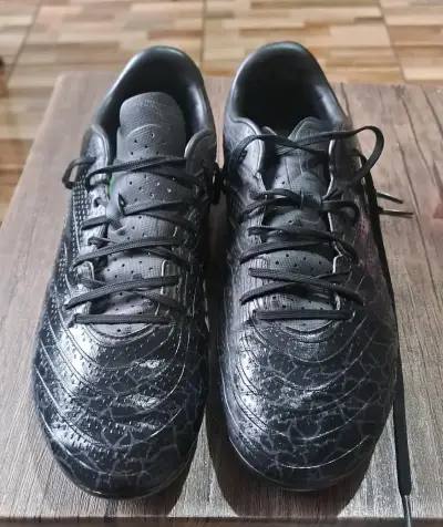 Botines de fútbol negros - miniatura 3