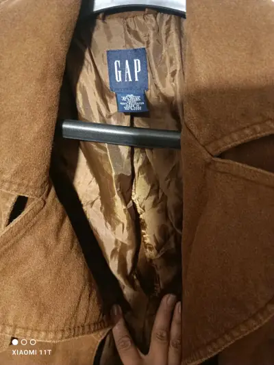 Abrigo marrón GAP con cinturón - miniatura 3