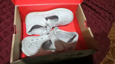 Zapatos niña - miniatura 2