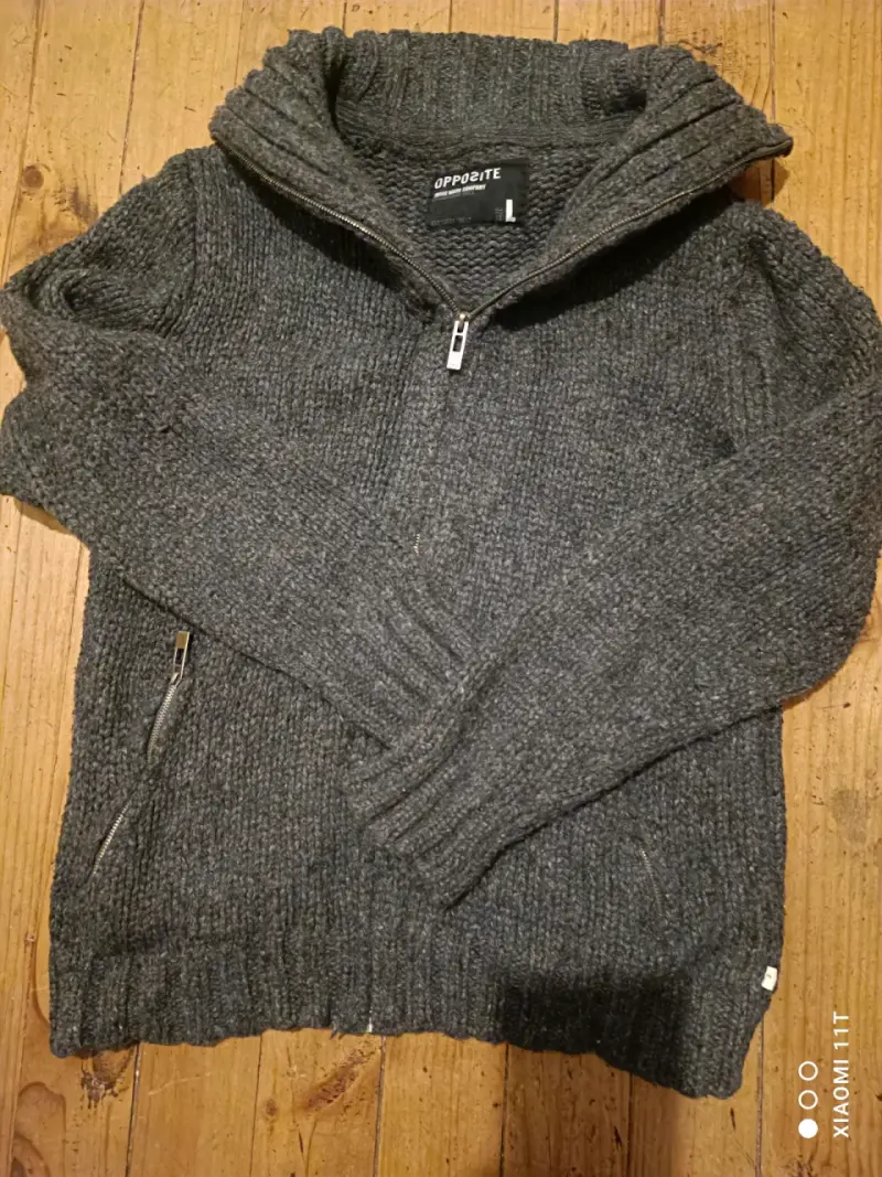 Sweater de lana gris Opposite - 1