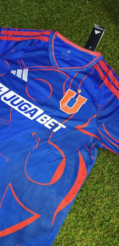 Camiseta fútbol Universidad de Chile 2026 - miniatura 4
