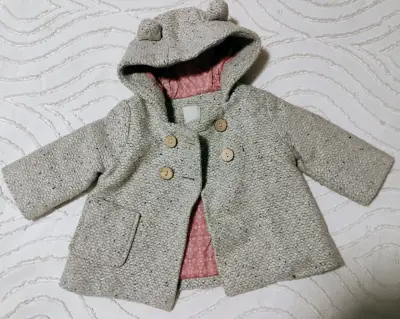 Abrigo infantil Talla 3 meses - miniatura 1
