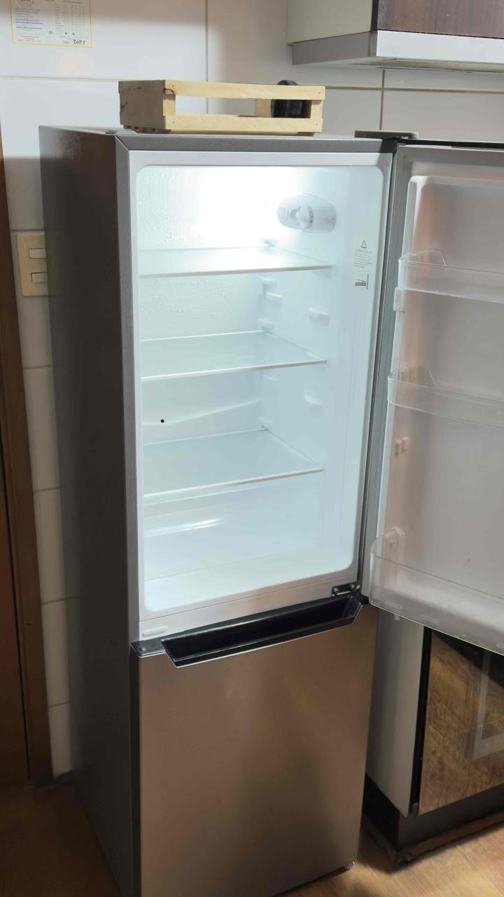 Refrigerador mediano dos puertas - 5