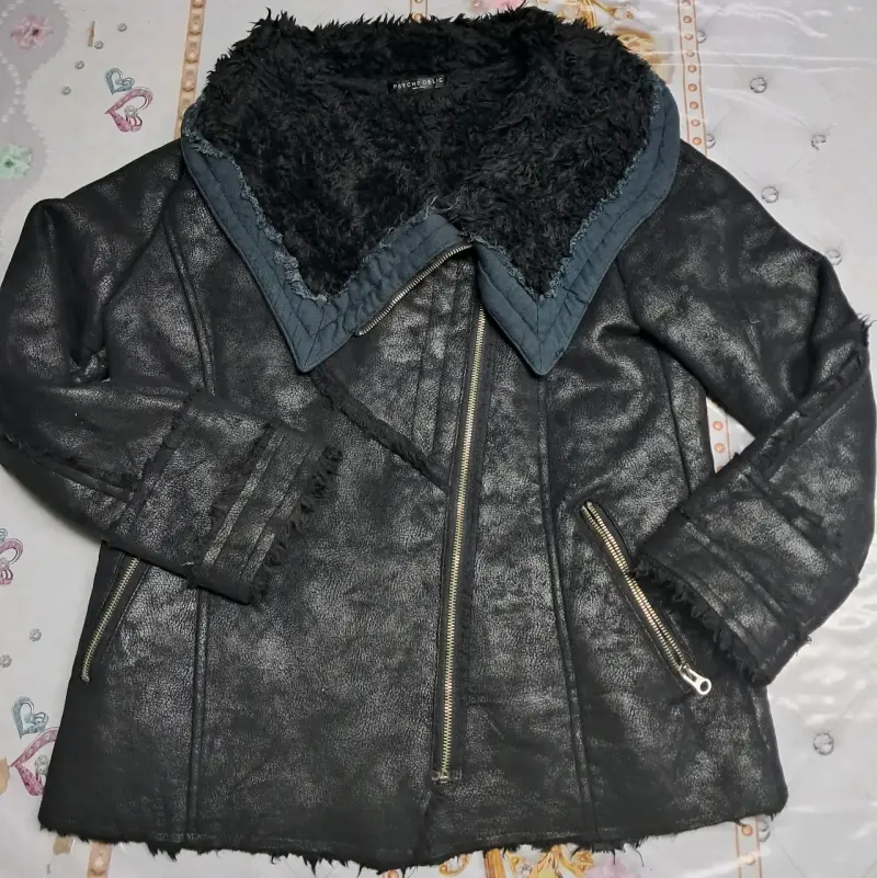 Chaqueta simil reno/cuero
