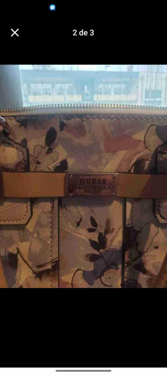 Cartera Guess floral beige - 2