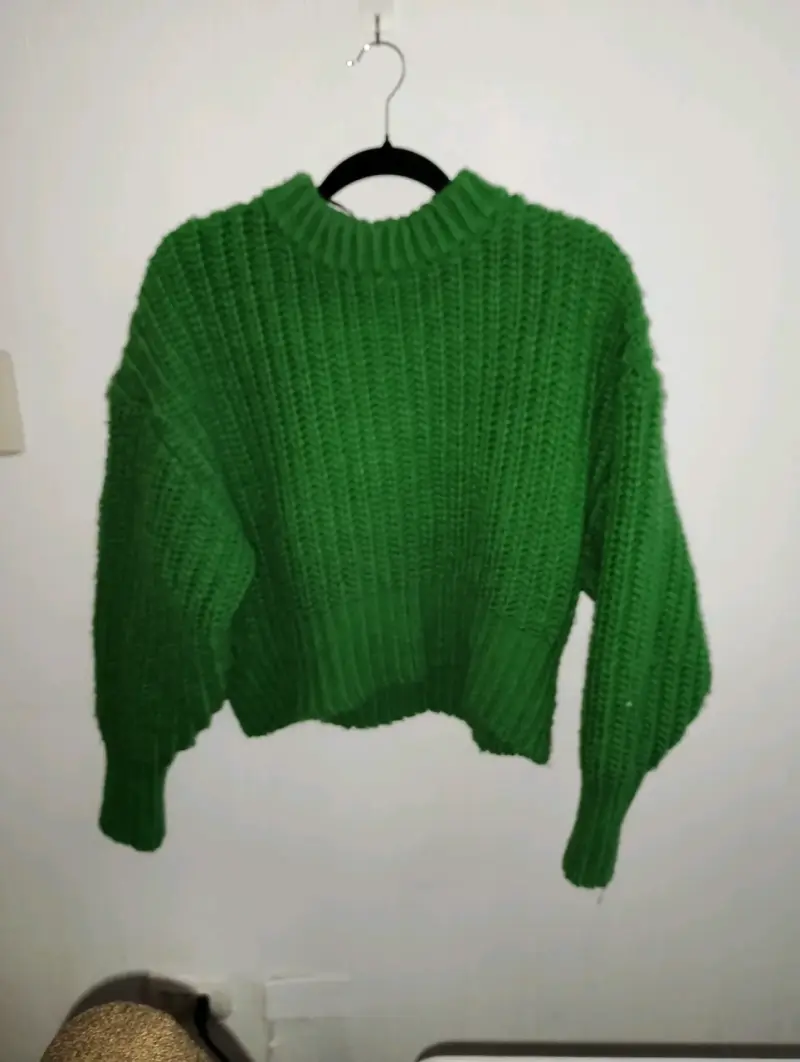 Suéter tejido color beige y verde - 2