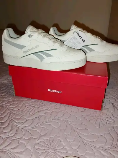 Zapatillas Reebok negras y otros colores - miniatura 3