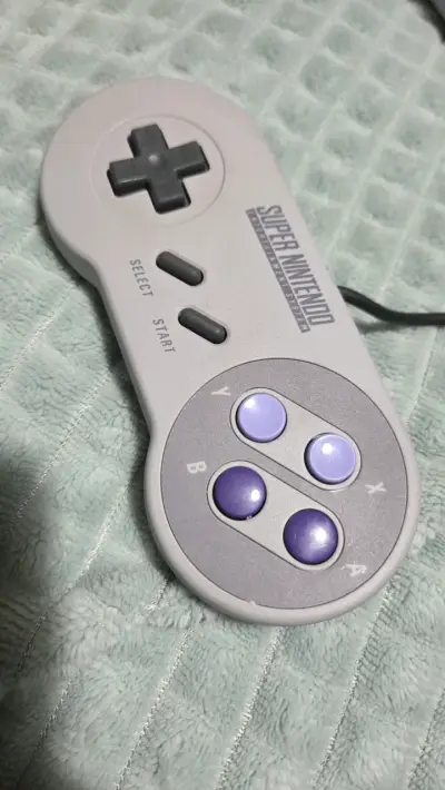 Super Nintendo mini Classic Edition con case - miniatura 4