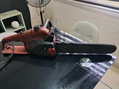 Sierra Electrica  Black & Decker - miniatura 3