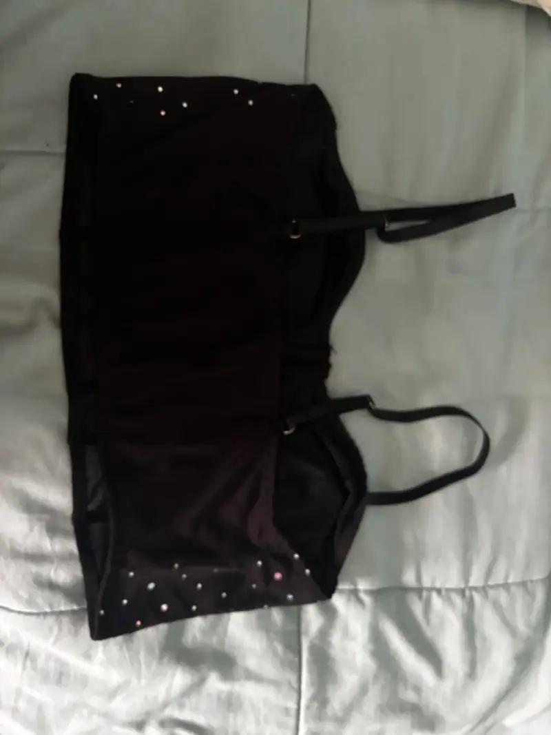 Top negro con lentejuelas - 2