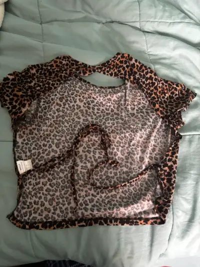 Blusa estampado leopardo - miniatura 2