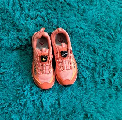 Zapatillas deportivas naranjas - miniatura 1