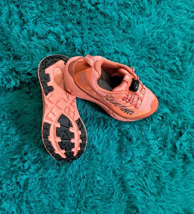 Zapatillas deportivas naranjas - miniatura 3