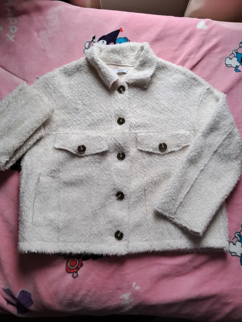 Chaqueta de lana beige