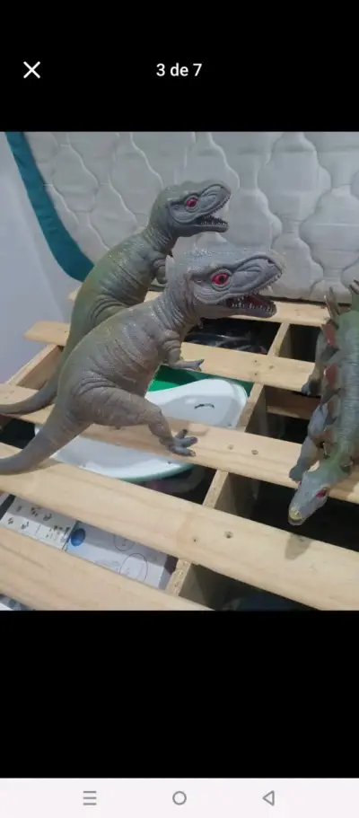 Figura de dinosaurio T-Rex - miniatura 3