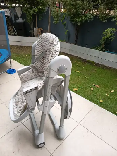 Silla de comer para bebé - miniatura 2