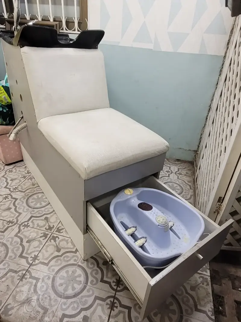 Sillón lavapelo peluquería con spa de pies - 4