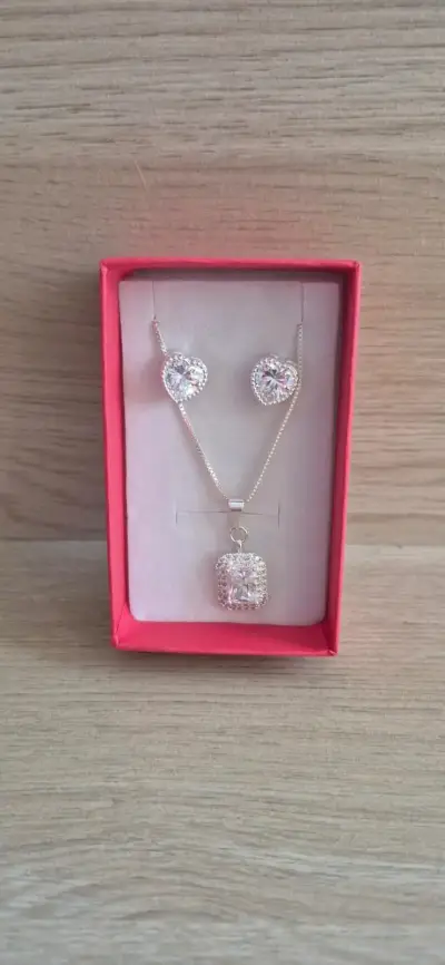 Set de joyas con cristales - miniatura 1