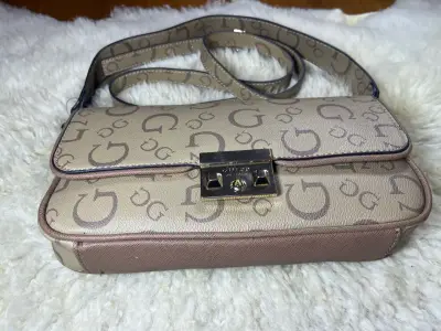 CARTERA ORIGINAL GUESS NUEVA - miniatura 2