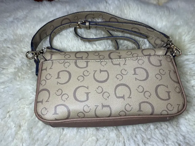 CARTERA ORIGINAL GUESS NUEVA - 4
