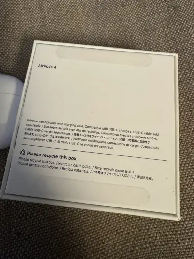 Airpods 4 solo 1 uso - miniatura 3