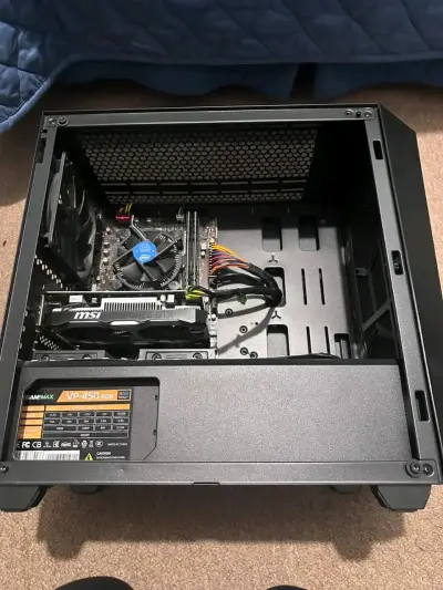 PC Gamer usado - miniatura 4