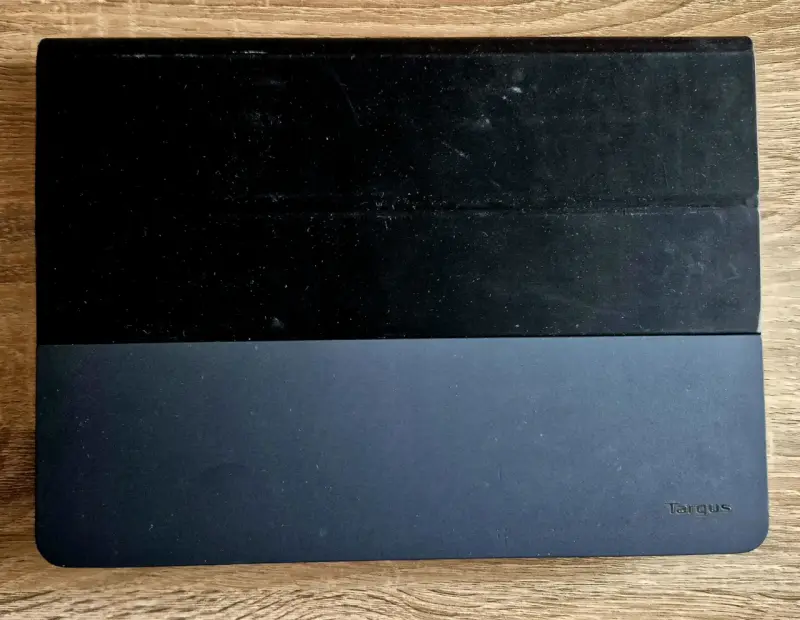 Tablet Huawei + Funda Targus - 5
