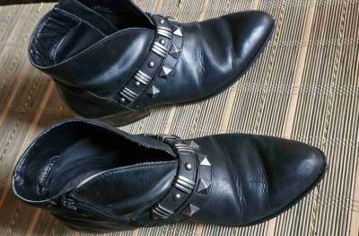 Botines negros cuero con tachuelas - miniatura 3