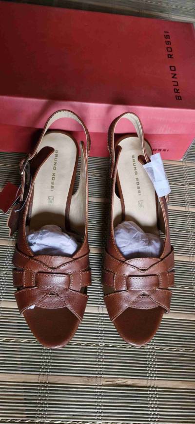 Sandalias marrones Bruno Rossi nuevas - miniatura 1