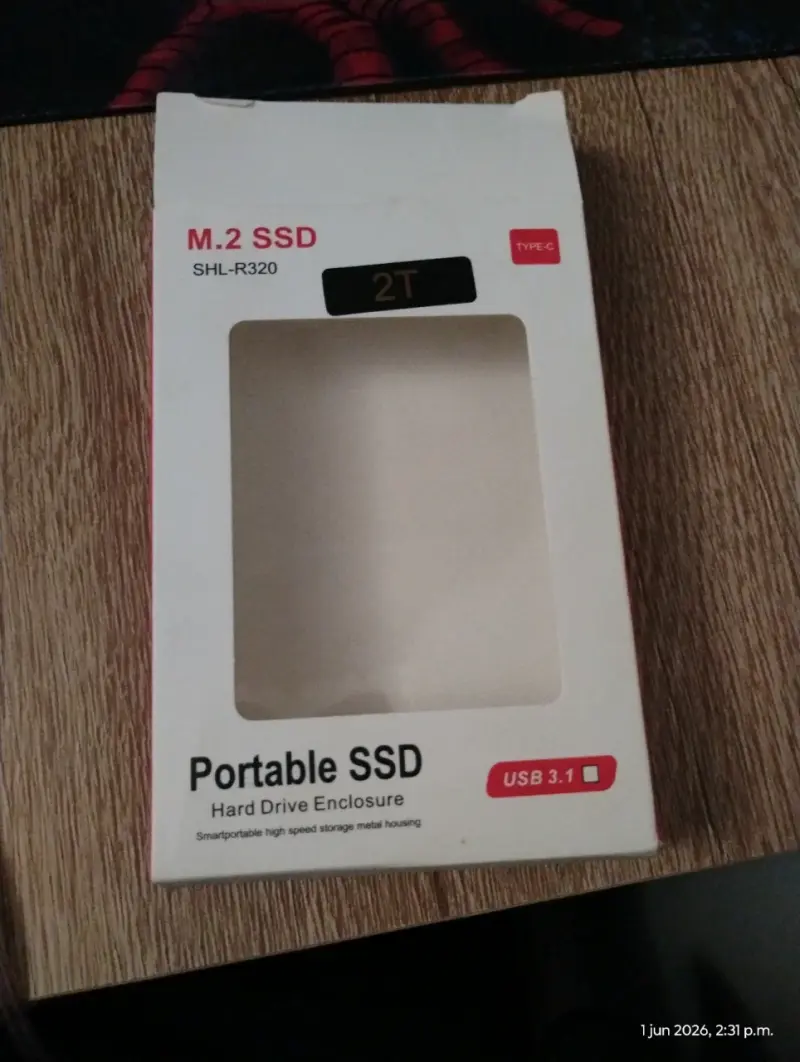 Disco SSD portátil rojo - 2