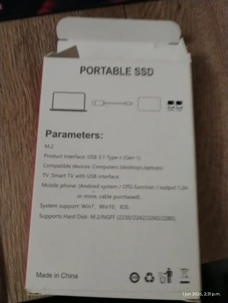 Disco SSD portátil rojo - 3