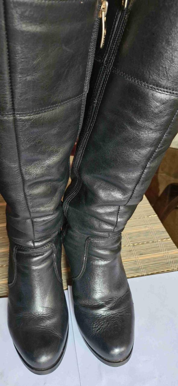 Botas negras de cuero elegantes - 3