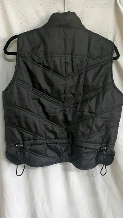 Chaleco negro impermeable - miniatura 2