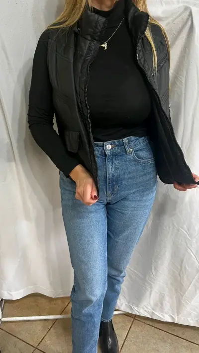 Chaleco negro impermeable - miniatura 5