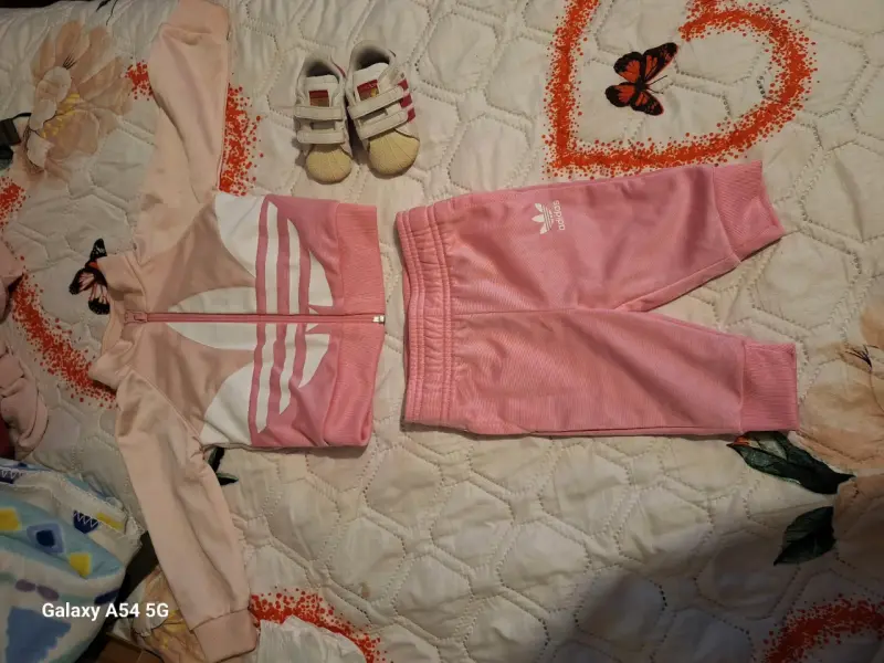 Conjunto infantil rosa Adidas - 1