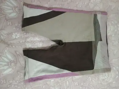 Shorts deportivos marrón y beige - miniatura 3