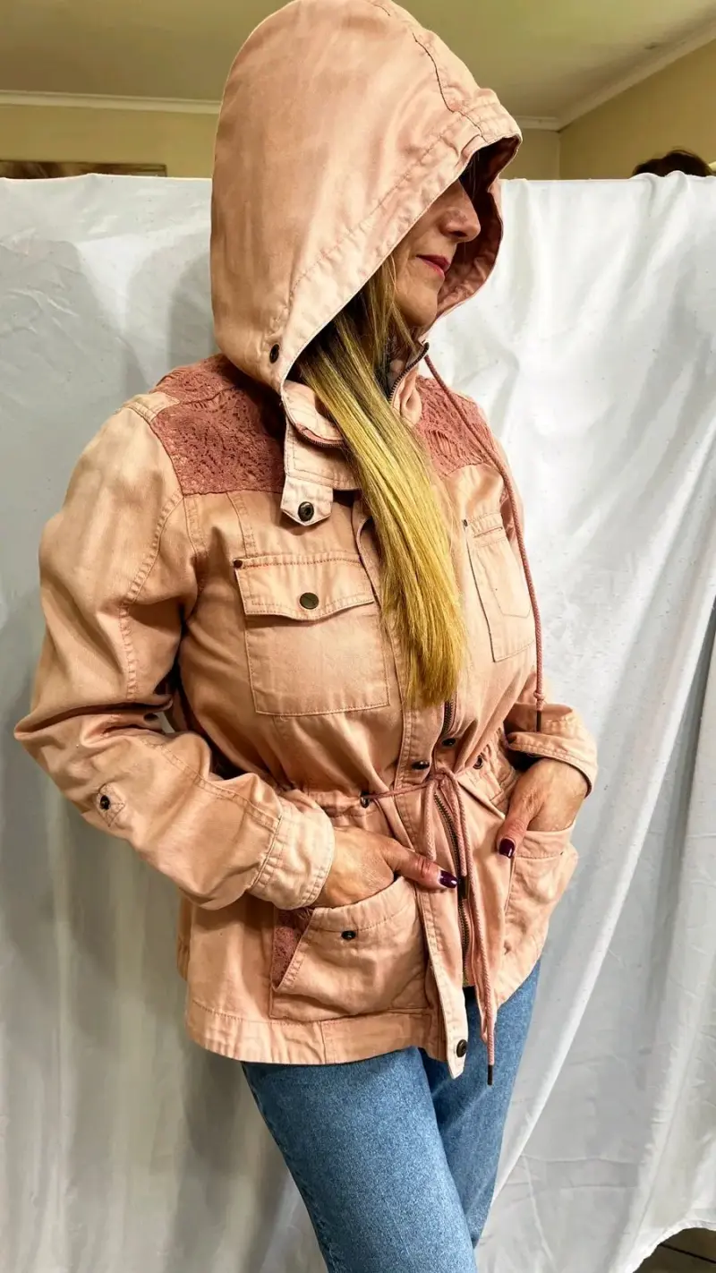 Chaqueta rosa con encaje casual - 6