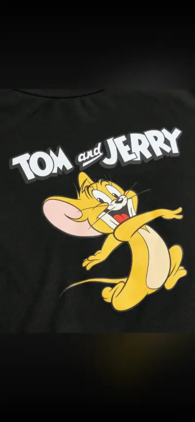 Polera negra Tom y Jerry - miniatura 3