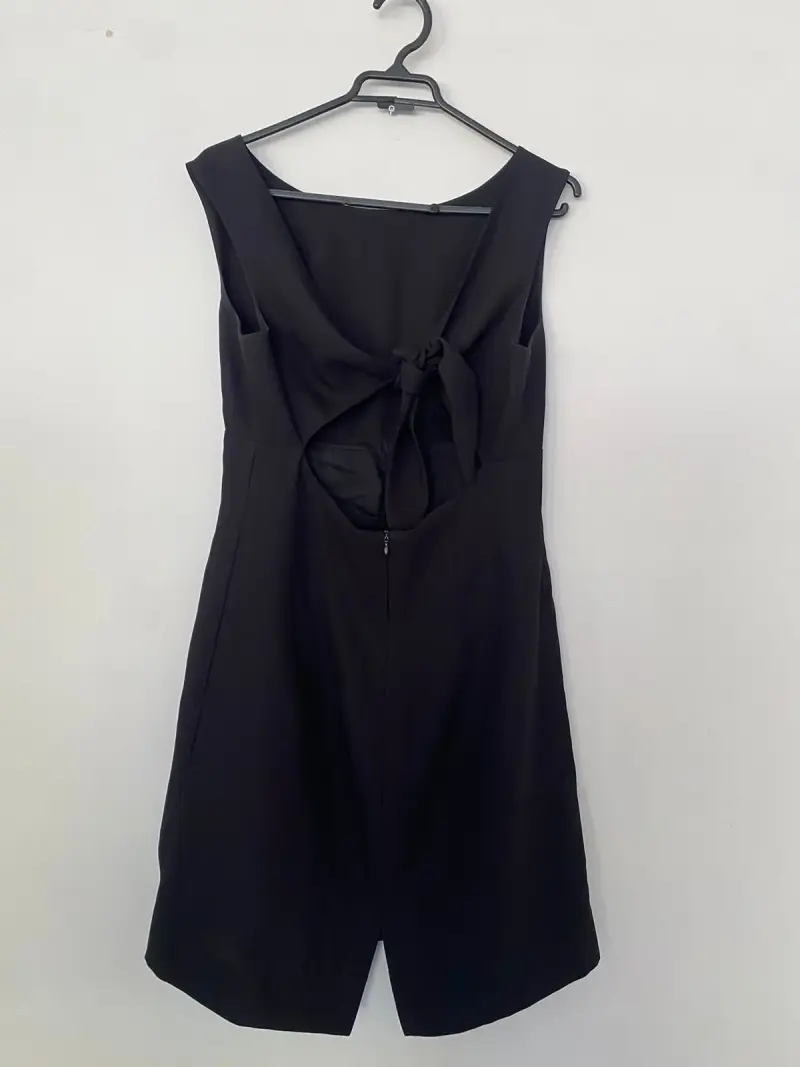 Vestido negro - 1