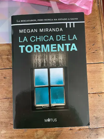 Libro La Chica de la Tormenta - miniatura 1