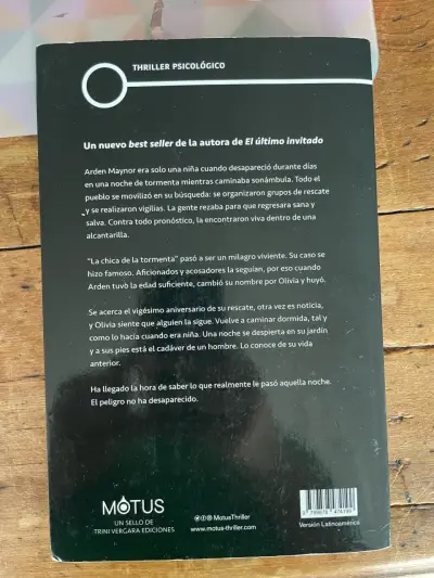 Libro La Chica de la Tormenta - miniatura 2
