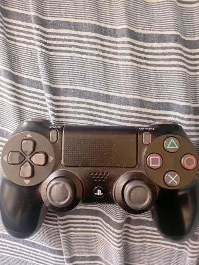 Control PS4 DualShock negro - miniatura 3