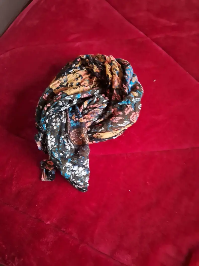 Bufanda floral multicolor