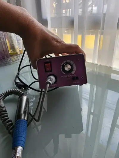 Extractor de polvo para uñas - miniatura 4