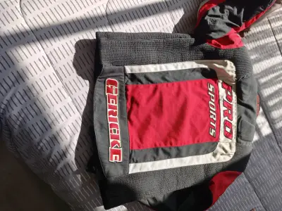 Chaqueta negra talla L - miniatura 2