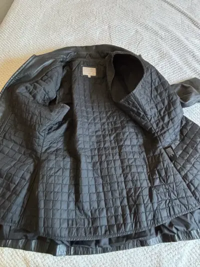 Chaqueta de cuero negro vintage - miniatura 5