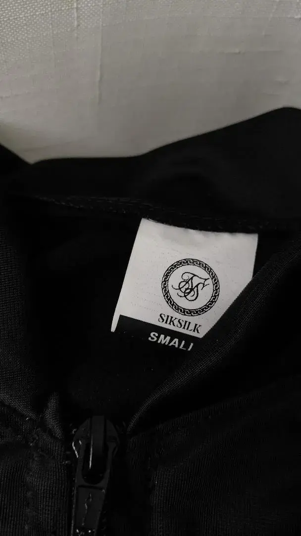 Conjunto deportivo negro SikSilk - 4